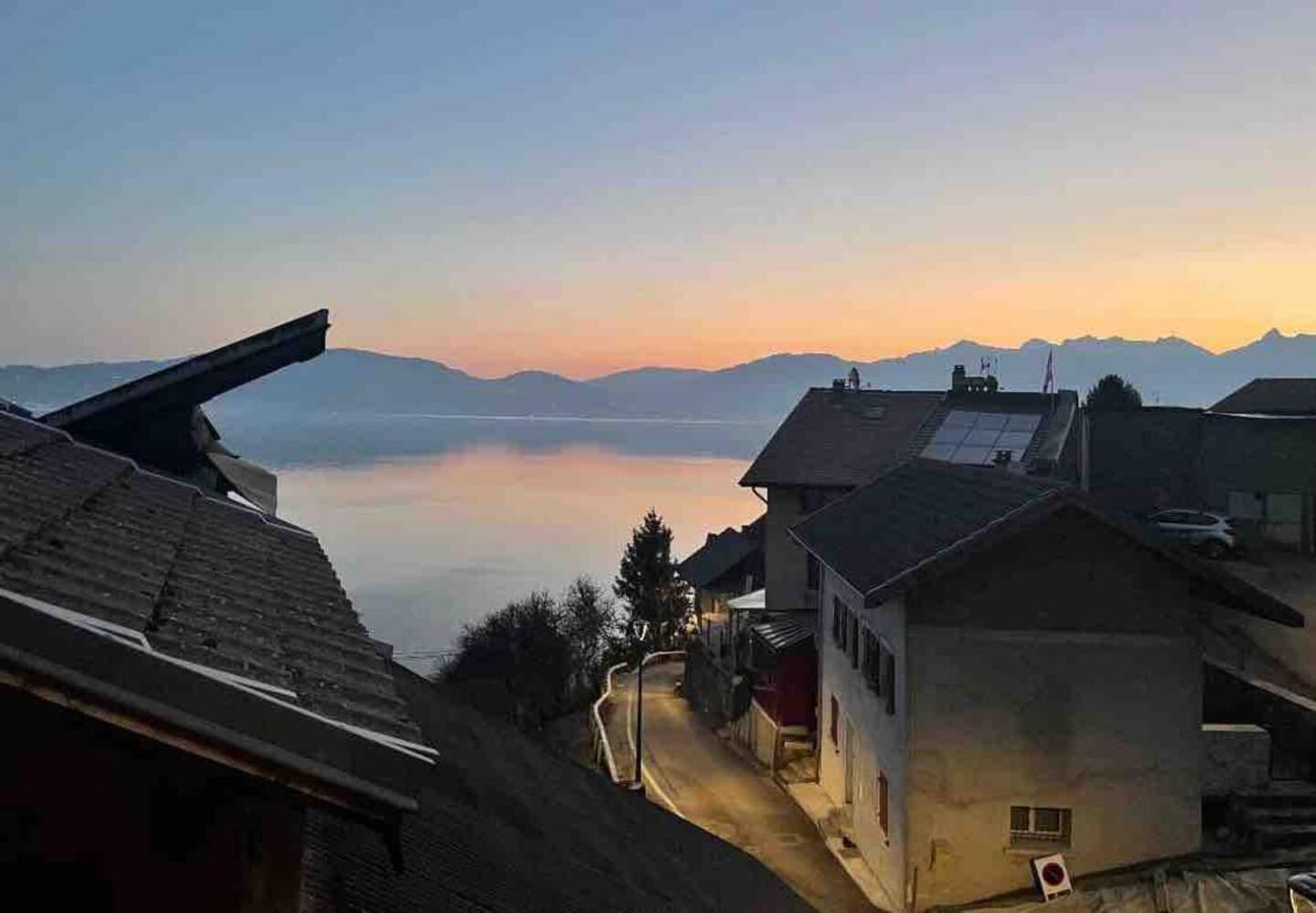 Chez Malou & Hugo Vue Lac Proche Suisse & Stations ! Saint-Gingolph Zewnętrze zdjęcie